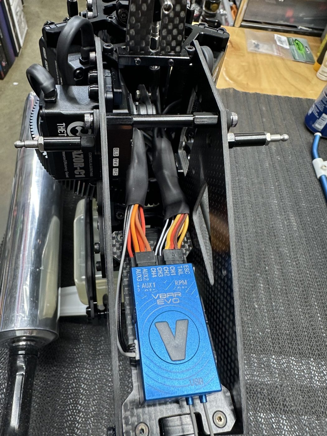 Clean wiring with ESC mounted in the frame